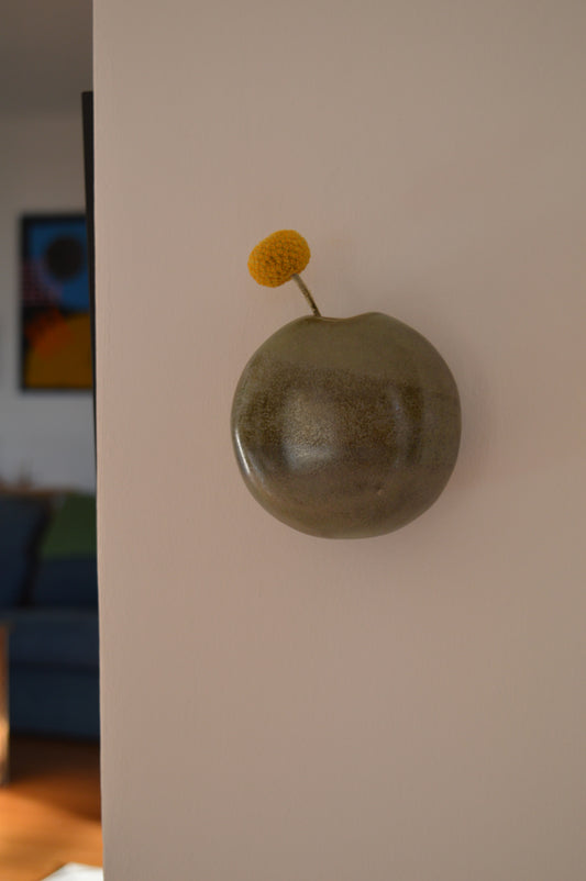 Wall vase